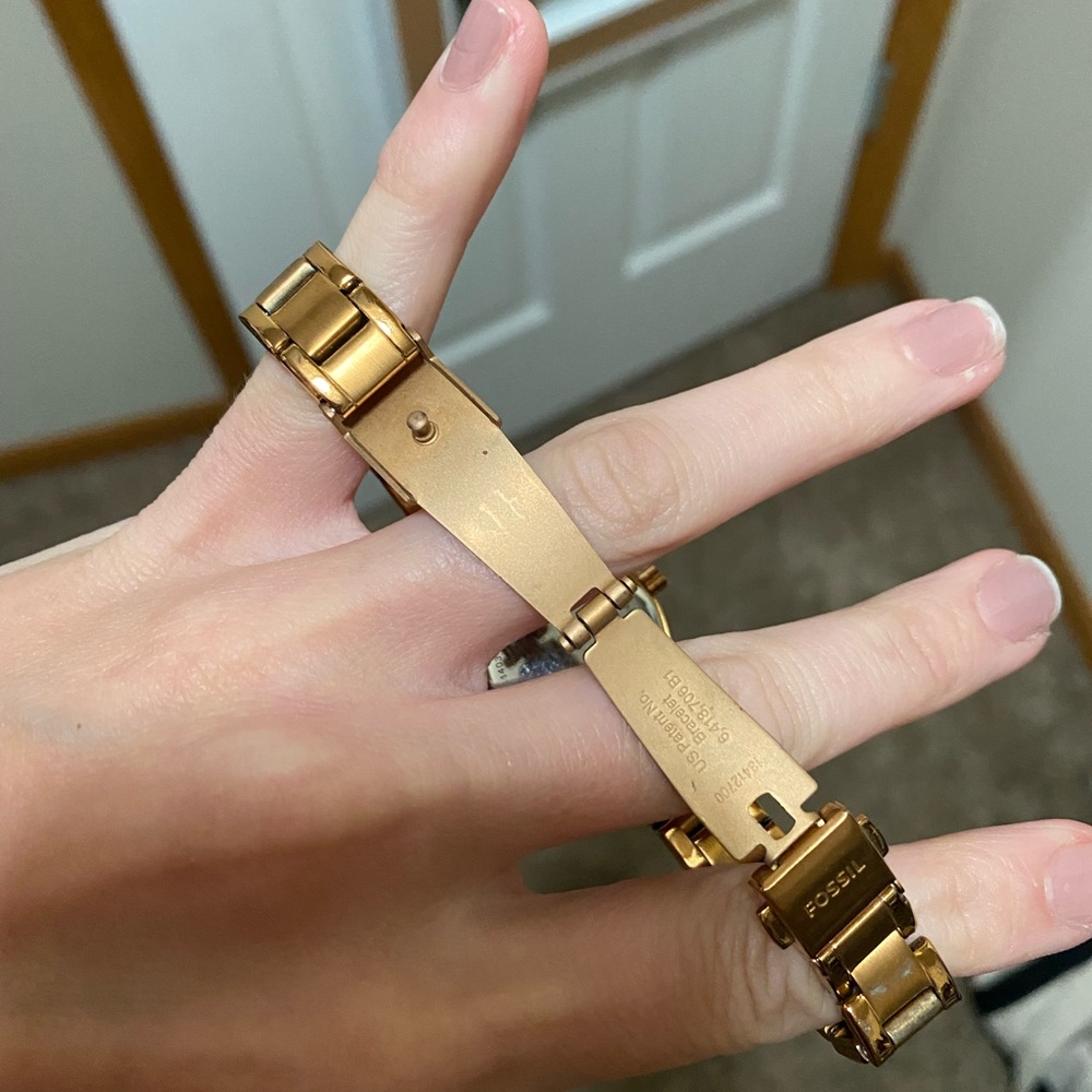 Fossil Watch - Picture 2 of 3